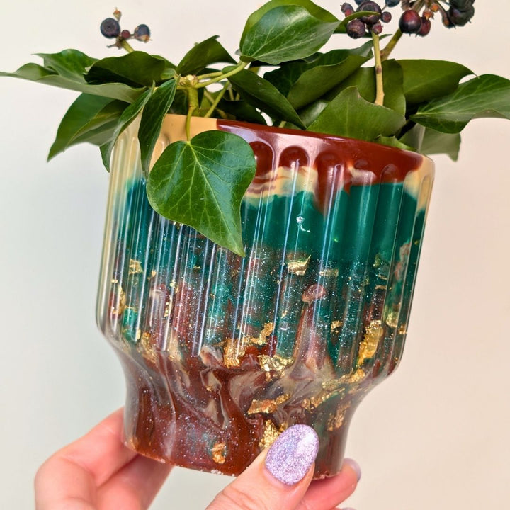 Large Striped Planter Mould