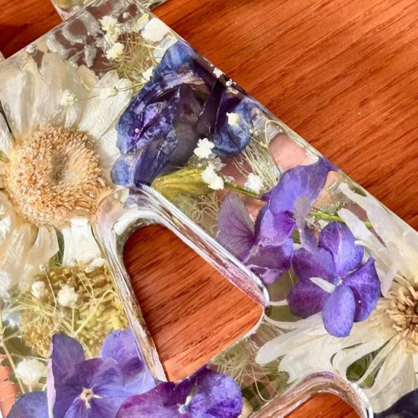Fabulous resin